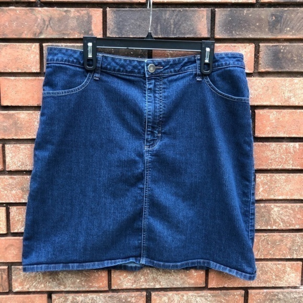 Riders by Lee Size 18W Denim Skirt.